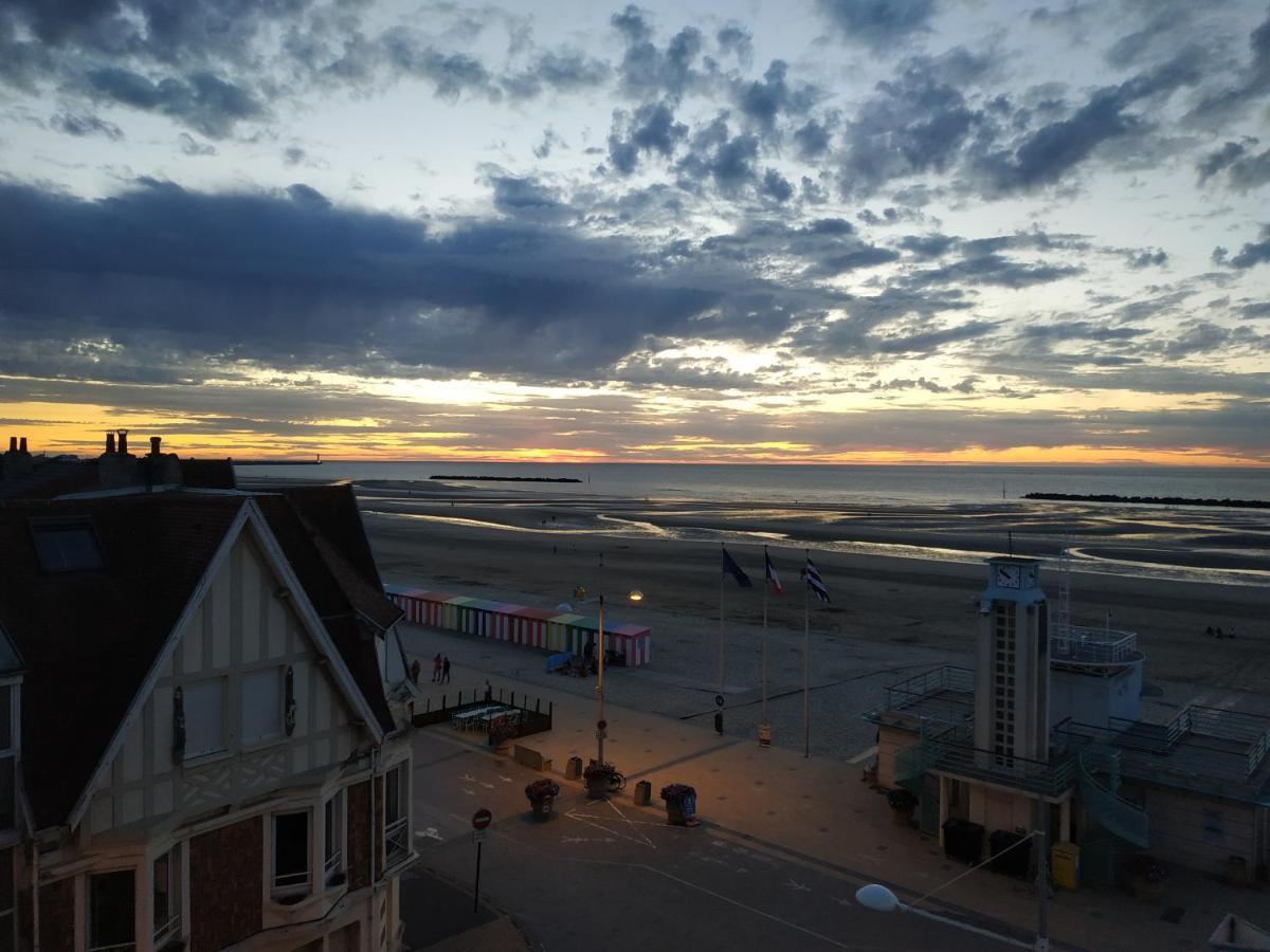 Sea View & Beach Studio Apartment - Blue Horizon Duinkerke Buitenkant foto